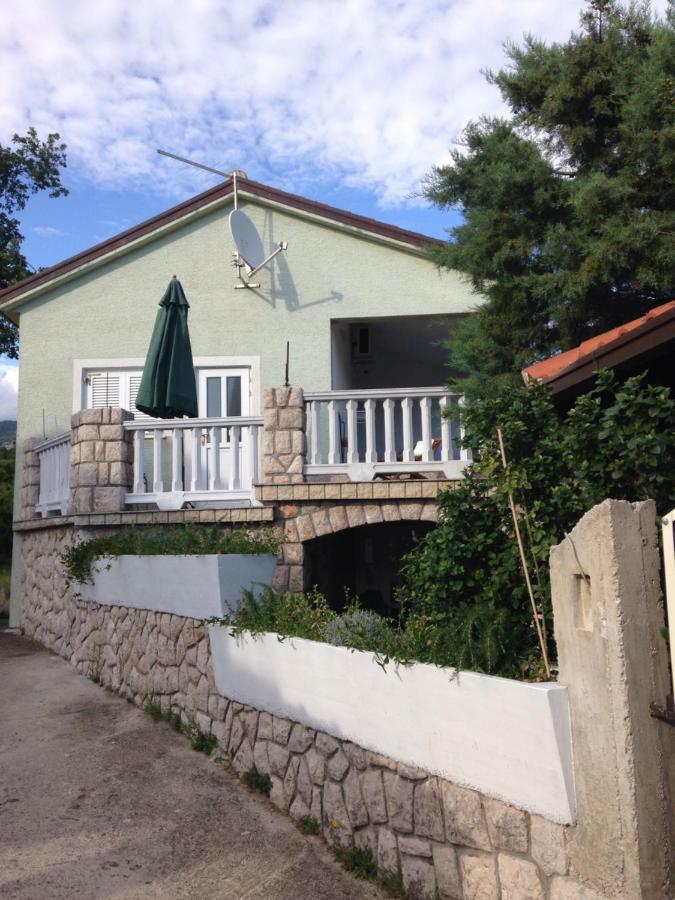 Hotel Sanmari à Novi Vinodolski Extérieur photo